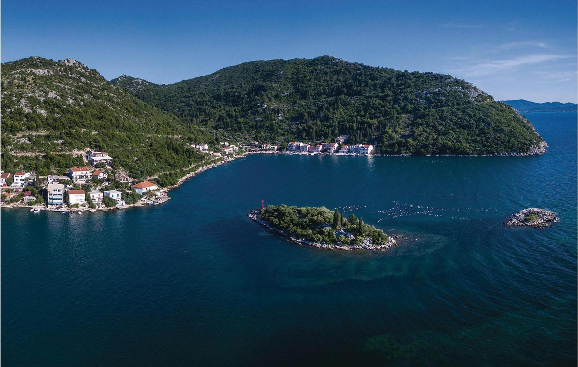 Awesome Apartment In Blace With House Sea View Esterno foto